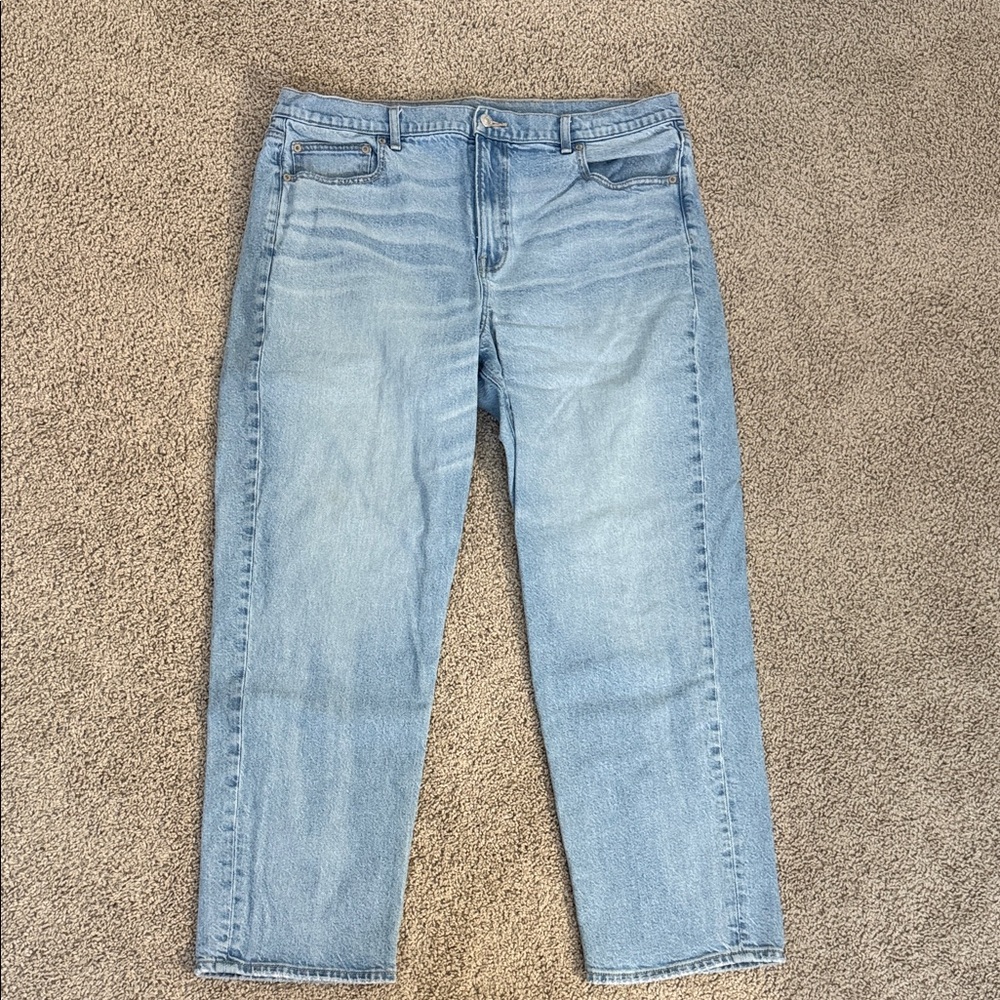 American Eagle Outfitters Light Blue Straight Leg Jeans